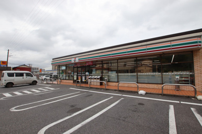 セブンイレブン木更津３丁目店まで150ｍ