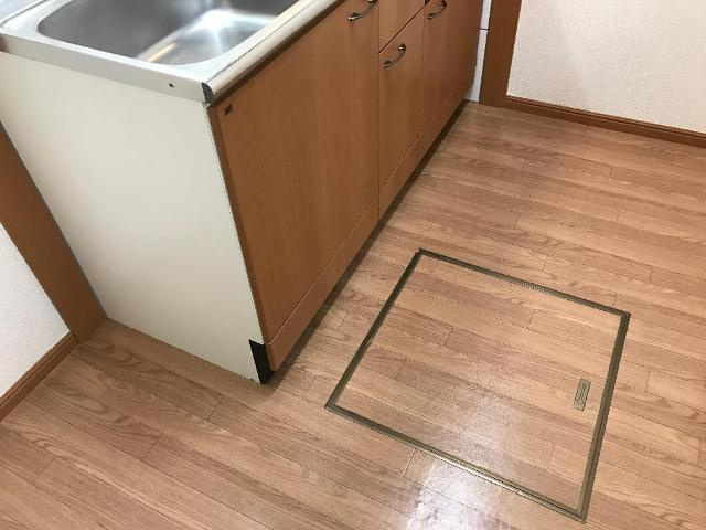サモードパレスＡの収納|床下収納