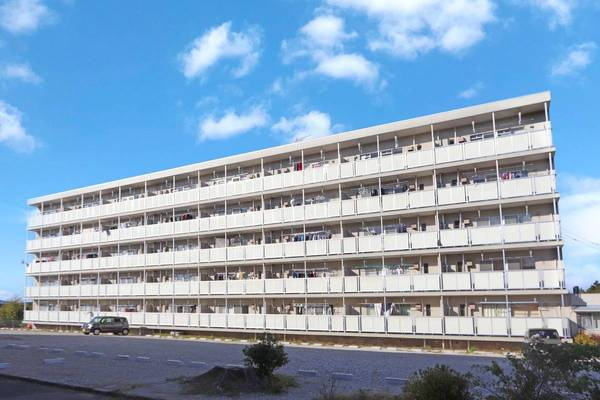 ビレッジハウス長島第二1号棟の外観