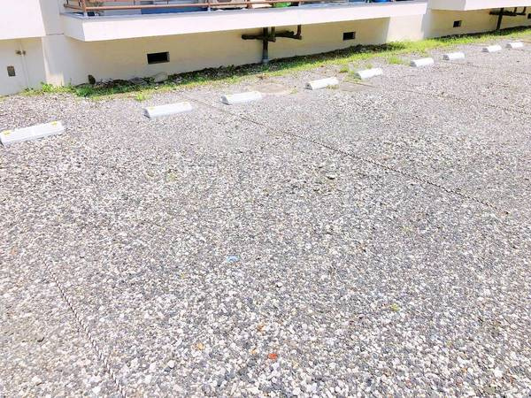 ビレッジハウス千秋1号棟の駐車場