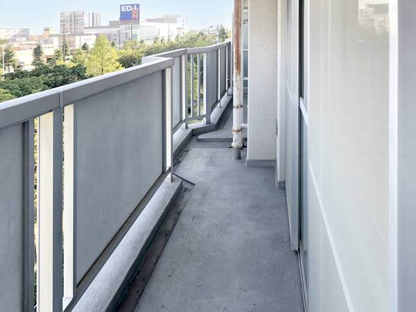 ビレッジハウス広島草津1号棟のバルコニー|ビレッジハウスの同一物件・同一タイプの間取りの写真です