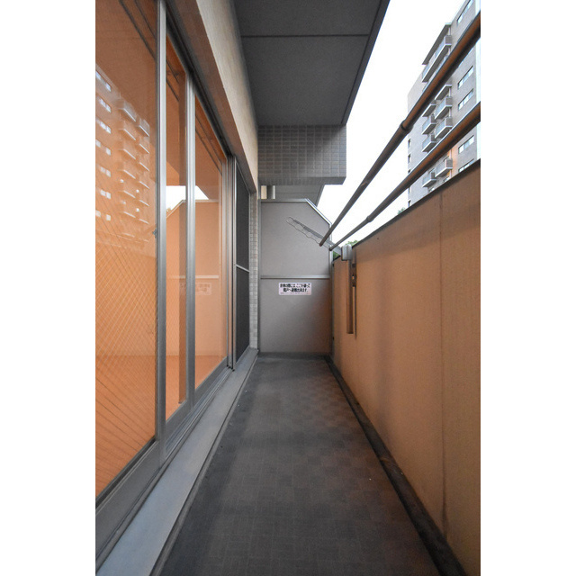 Gramercy Shirakawa Koenのバルコニー