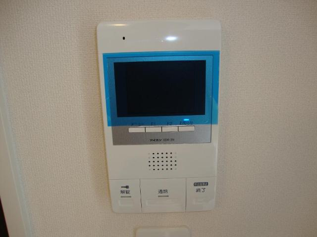 クリス竹の内装|カメラ付インターホン
