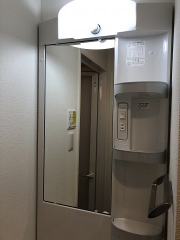 クレヴィスタ押上の独立洗面台
