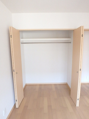 クローゼットが各部屋にあります