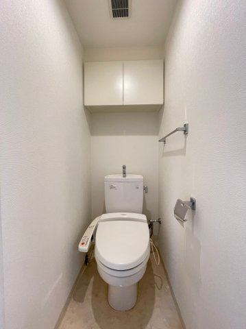 グラントゥルース桜台駅前のトイレ|シンプルで使いやすいトイレです
