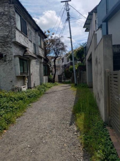 【前面道路含む現地写真】