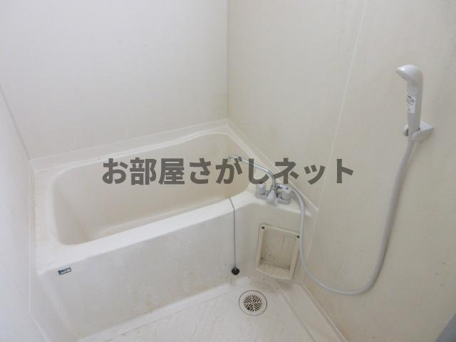 ＢＩ　ＣＡＳＴＬＥ　ＮＡＫＡＮＯ【おとり物件なし】の浴室