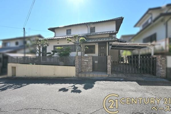 北葛城郡河合町高塚台２丁目　一戸建の外観|■現地撮影写真■室内大変きれいに使われており、そのままお住まいいただけます！お気軽にお問い合わせください！