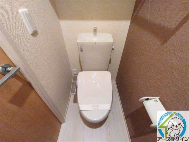 レヴァージュのトイレ|パース写真