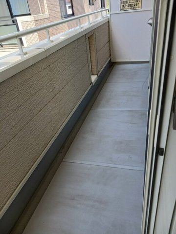 アヴァンセのバルコニー