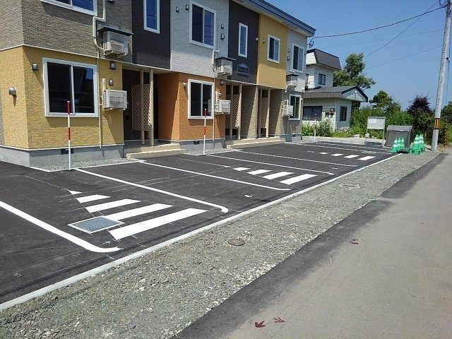 オーシャン　ビューの駐車場