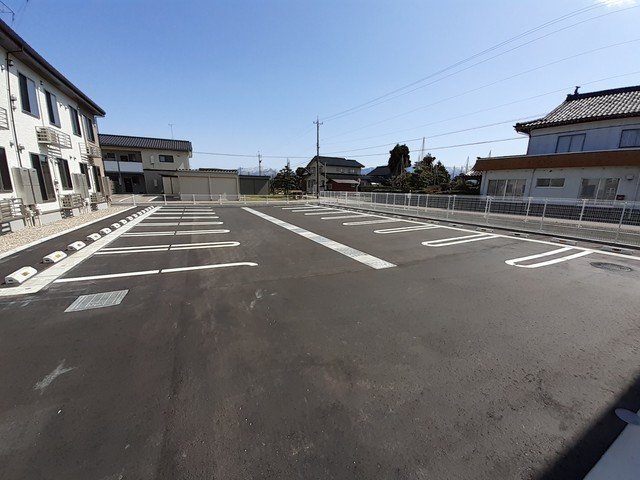 リズム　Ｃの駐車場