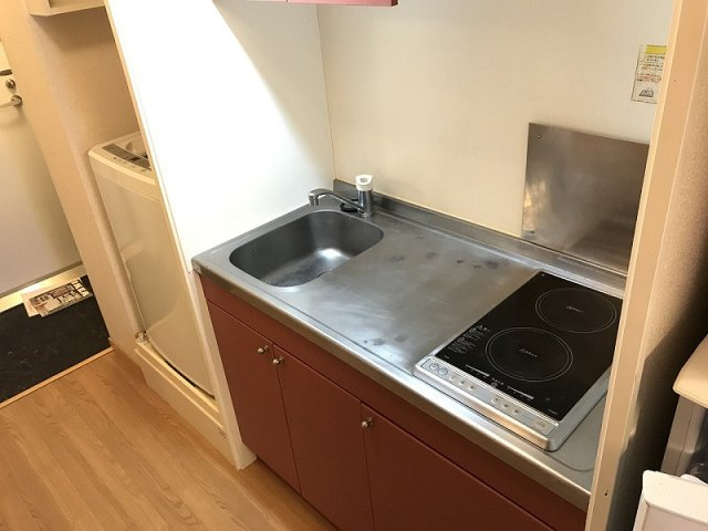 レオパレス東金のキッチン|シンク広めで料理快適です♪シングルレバー設置