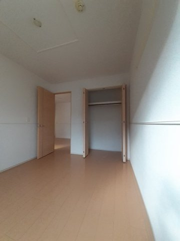 サンリットガーデンⅤの収納