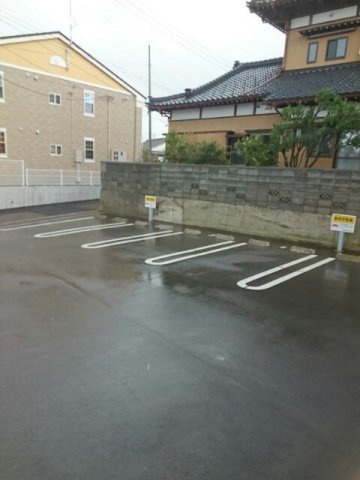 フェリオ河渡の駐車場