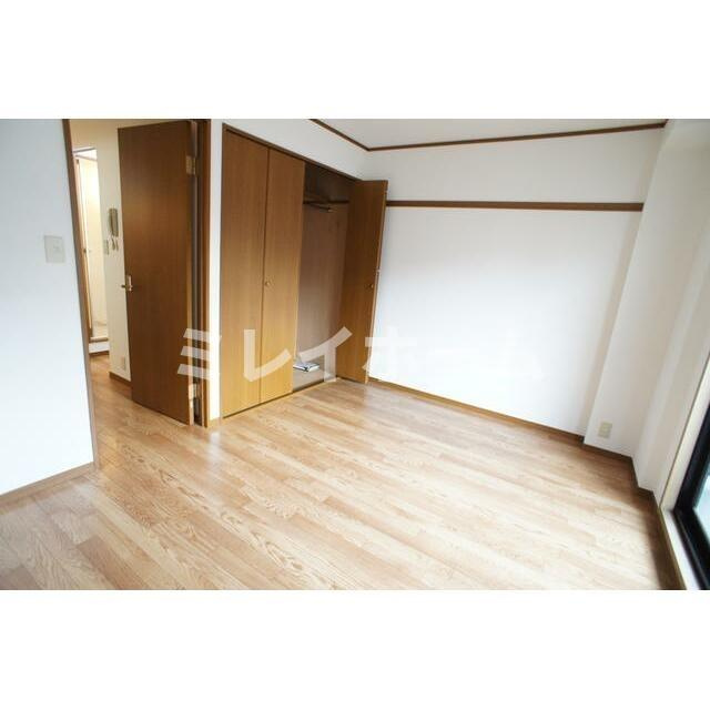 パインズアーク鵜の木の寝室