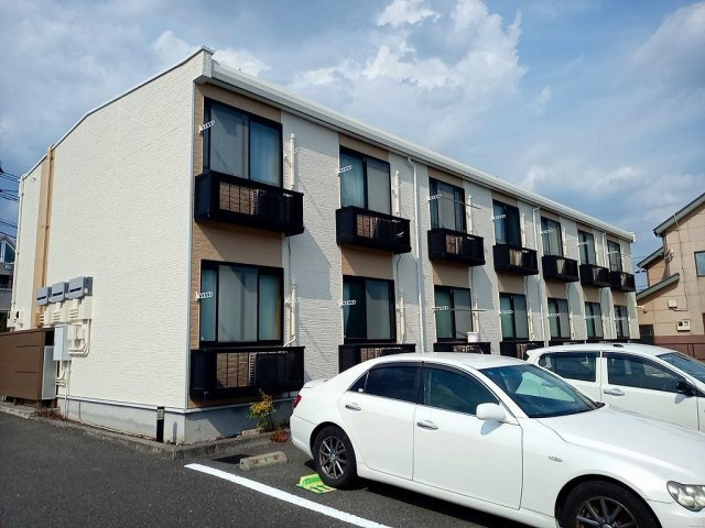 レオパレスヴィラ　ノーバの外観