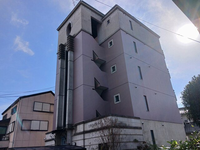 アーバン・ケティーズの外観