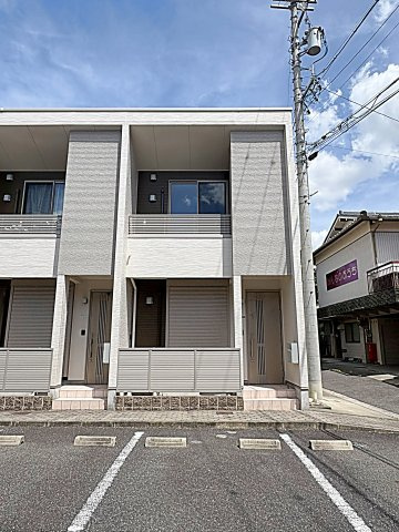 ルーミナス タウン １号棟２号棟の外観