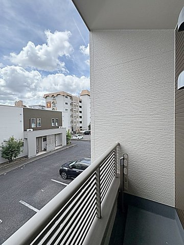 ルーミナス タウン １号棟２号棟のバルコニー