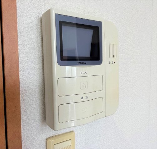 レオパレスグリーンタカタⅡのその他|モニター付きインターホン