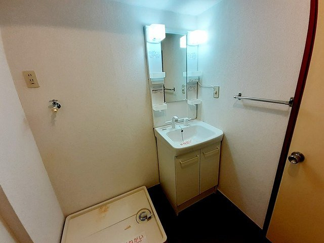 サンパレス鈴木の洗面所