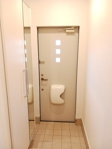 フェリーチェ船橋Ⅰの玄関