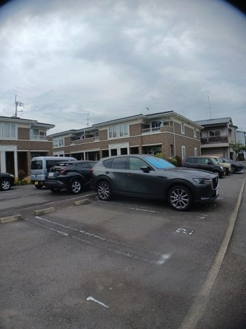 Ｓｅｒｅｎｏ　Ｕｎｏ　Ｂの駐車場