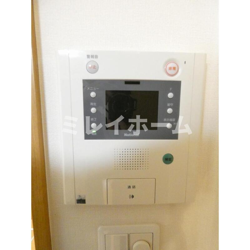 ヴェールメゾンのセキュリティ|同建物内、別のお部屋の参考写真になります。