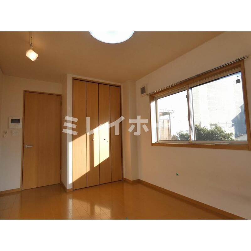 ヴェールメゾンの寝室|同建物内、別のお部屋の参考写真になります。