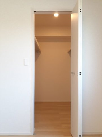 メザニーン　Ⅰの収納|たっぷりとした収納スペースです