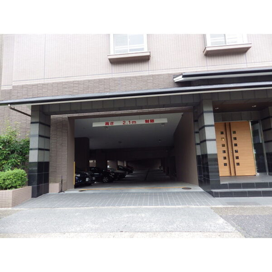 【エントランス】 | メゾン八事