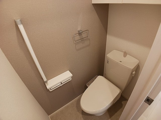 ニューローズつくばＢ棟のトイレ|コンパクトで使いやすいトイレです