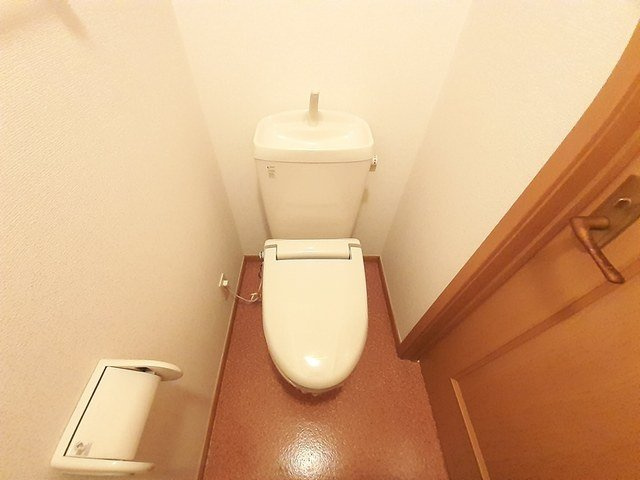 サンライズ　ナカガワ　Ｄのトイレ|コンパクトで使いやすいトイレです