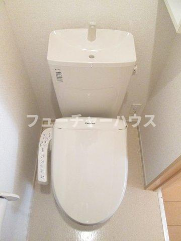 サン　クレストのトイレ