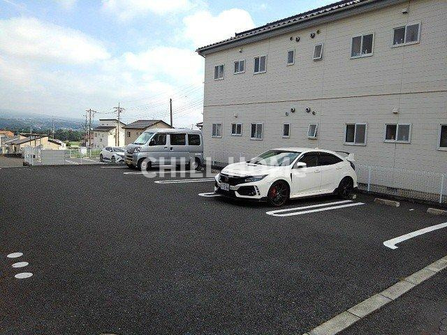 エスポワールＡの駐車場|当社、チルホームのHPもご覧ください(^^)/物件情報多数♪