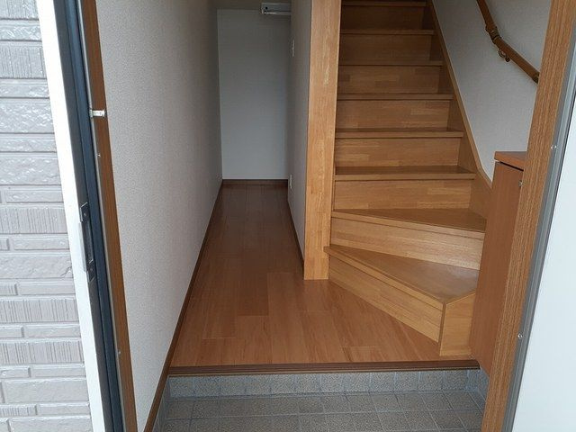 セントラル　ヴィレッジ　Ａ棟の玄関