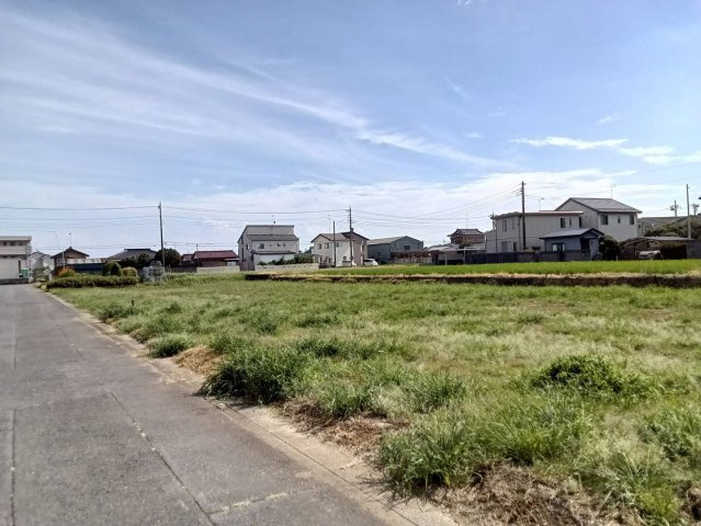 ワイウッドコート鴻巣市氷川町第2期【建築条件付き売地】