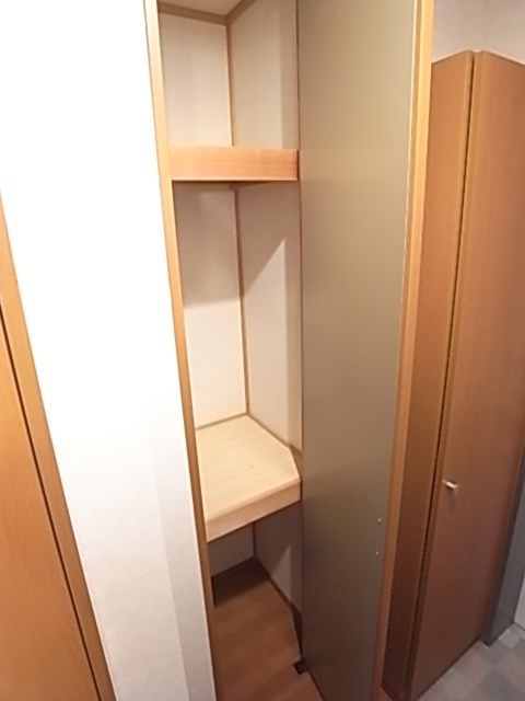 メゾン北杭瀬の収納