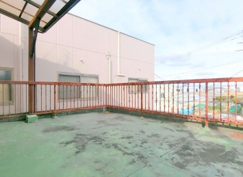 八尾市太田新町４丁目の倉庫