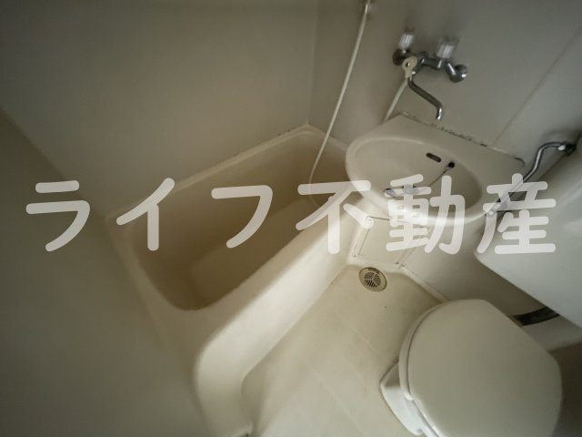 Lakia　Maison　高井田の浴室