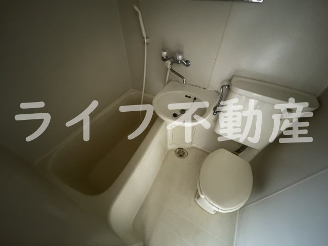 Lakia　Maison　高井田の浴室