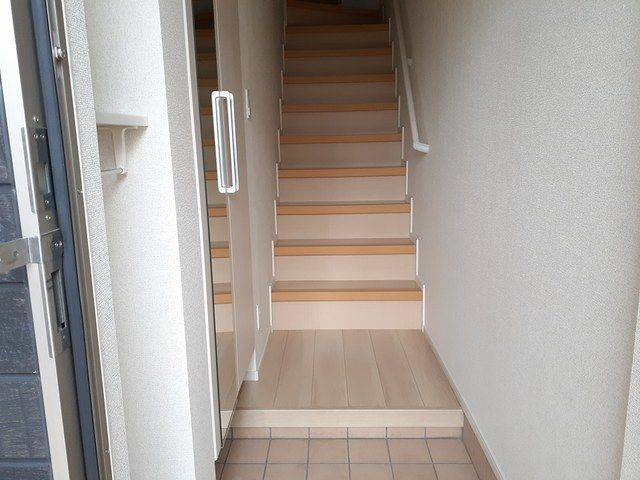 ダンディライオンⅤの玄関