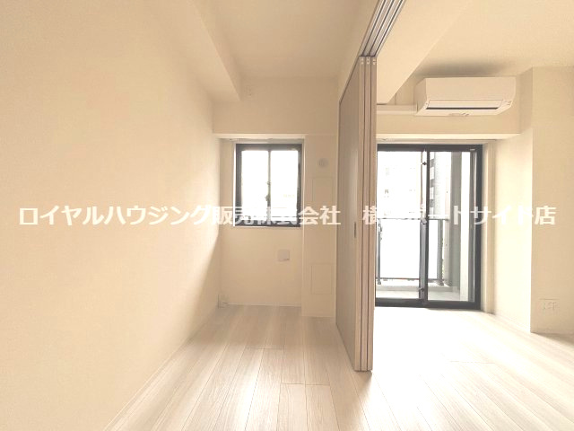 同タイプの画像になります。