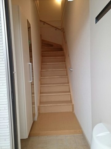 ヴィ　コンフォール　Ⅴの玄関|落ち着いた玄関です