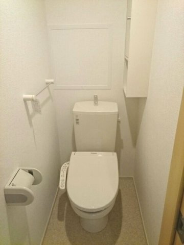 ヴィ　コンフォール　Ⅴのトイレ|落ち着いた色調のトイレです