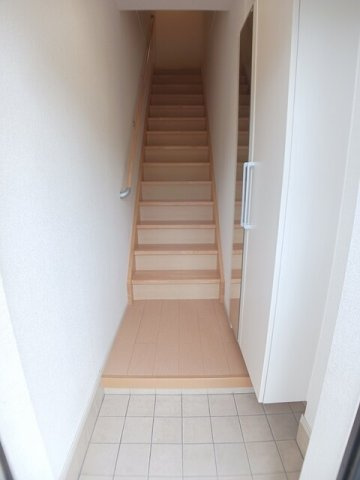 ポムドテールＴの玄関