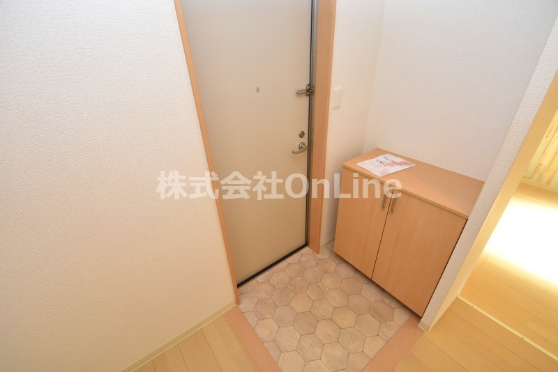 Fstyle若江本町2号館の玄関