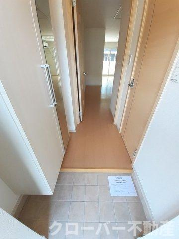 セレノ・カーサＢの玄関